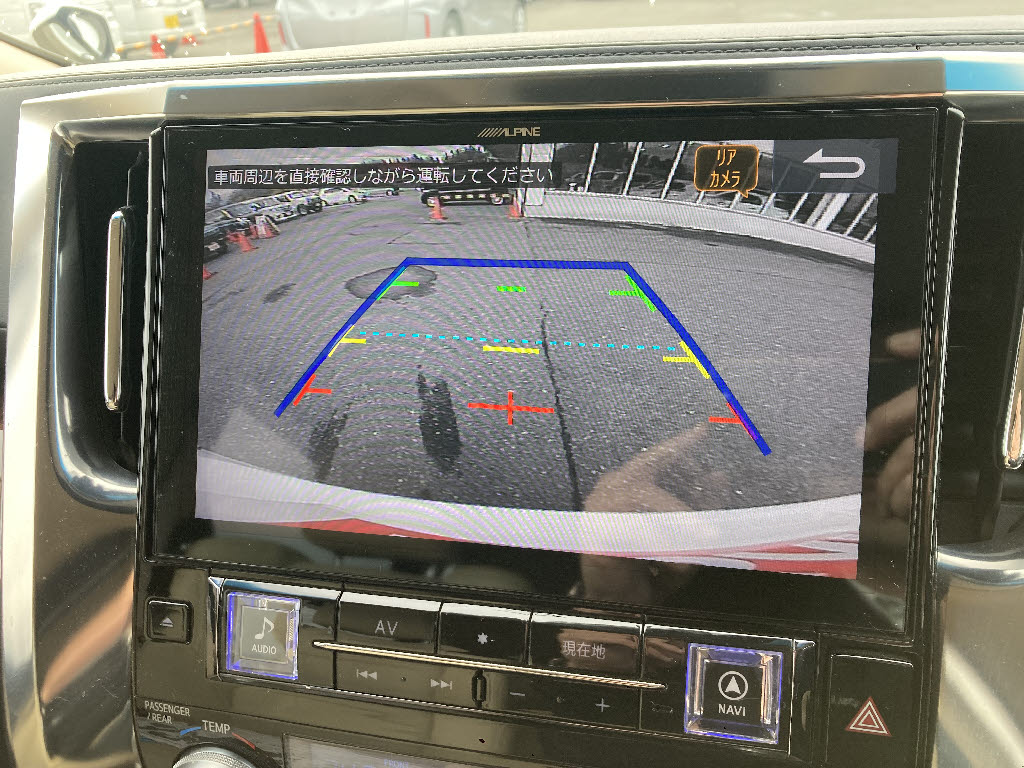 トヨタ ヴェルファイアハイブリッド4枚目