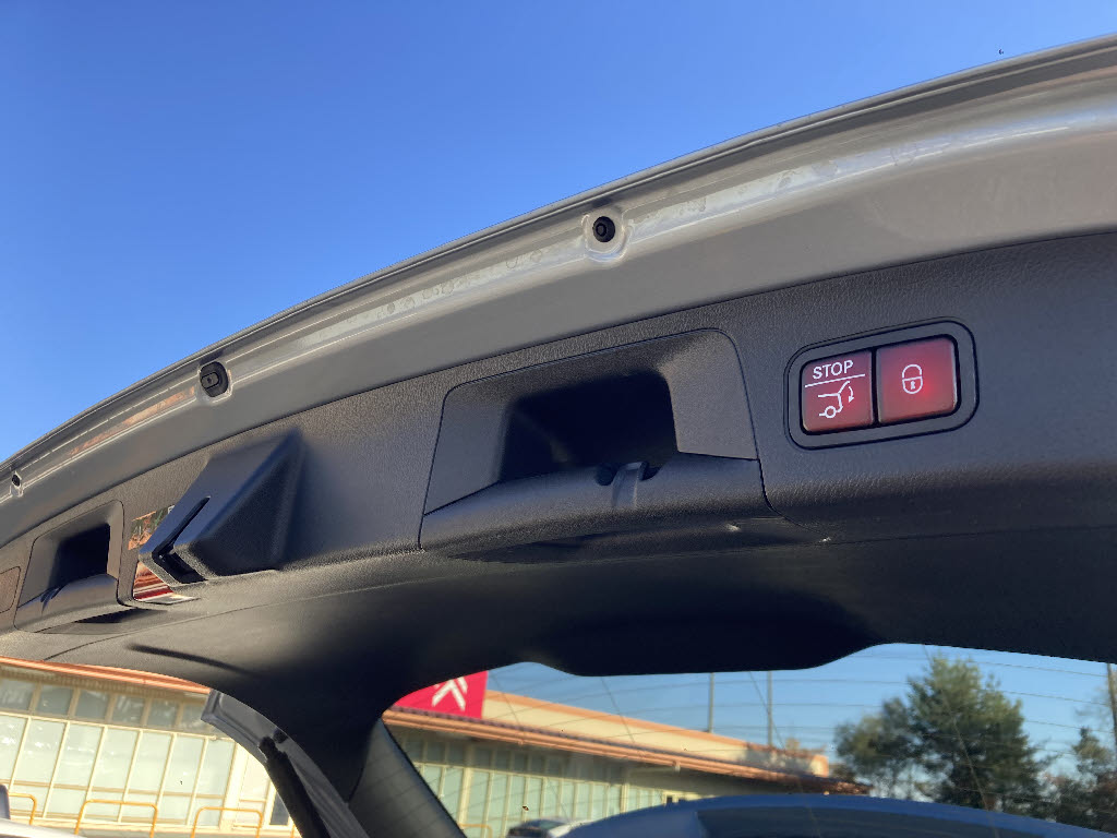 メルセデスベンツ GLAクラス17枚目