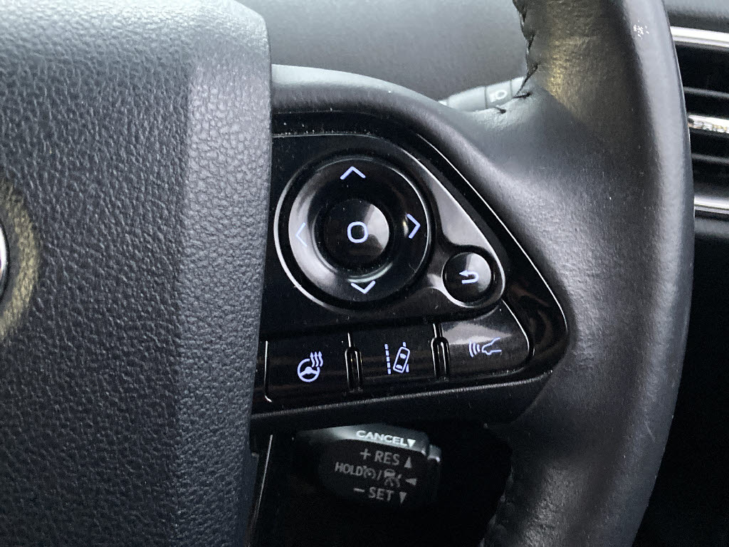 トヨタ プリウスPHV14枚目