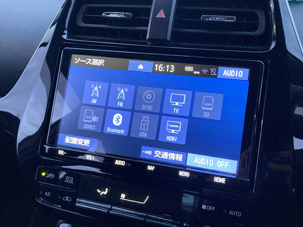トヨタ プリウスPHV3枚目