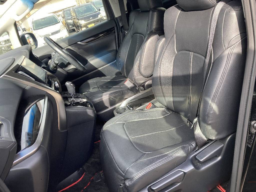 トヨタ アルファード15枚目