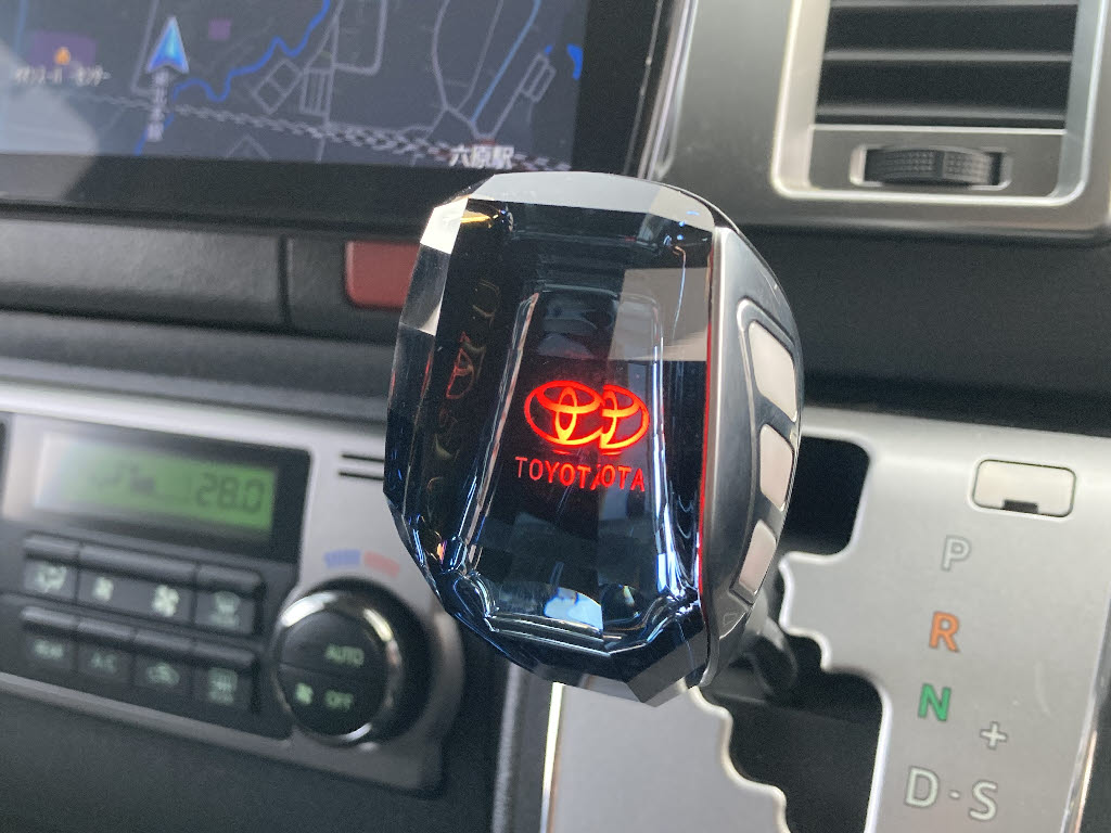 トヨタ ハイエースＶ8枚目