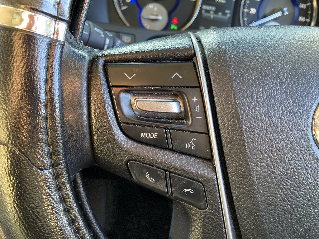 トヨタ アルファード ハイブリッド8枚目