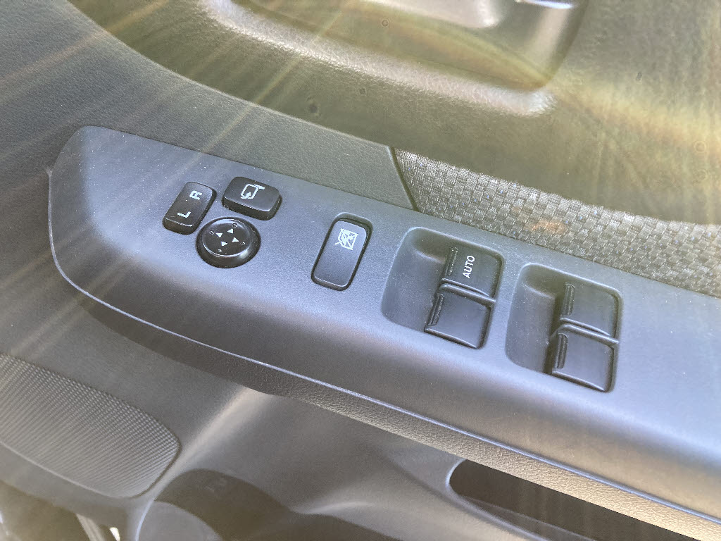 スズキ スペーシア9枚目