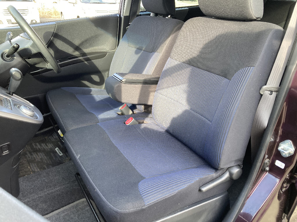 ダイハツ ムーヴ13枚目