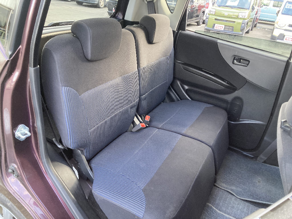 ダイハツ ムーヴ17枚目