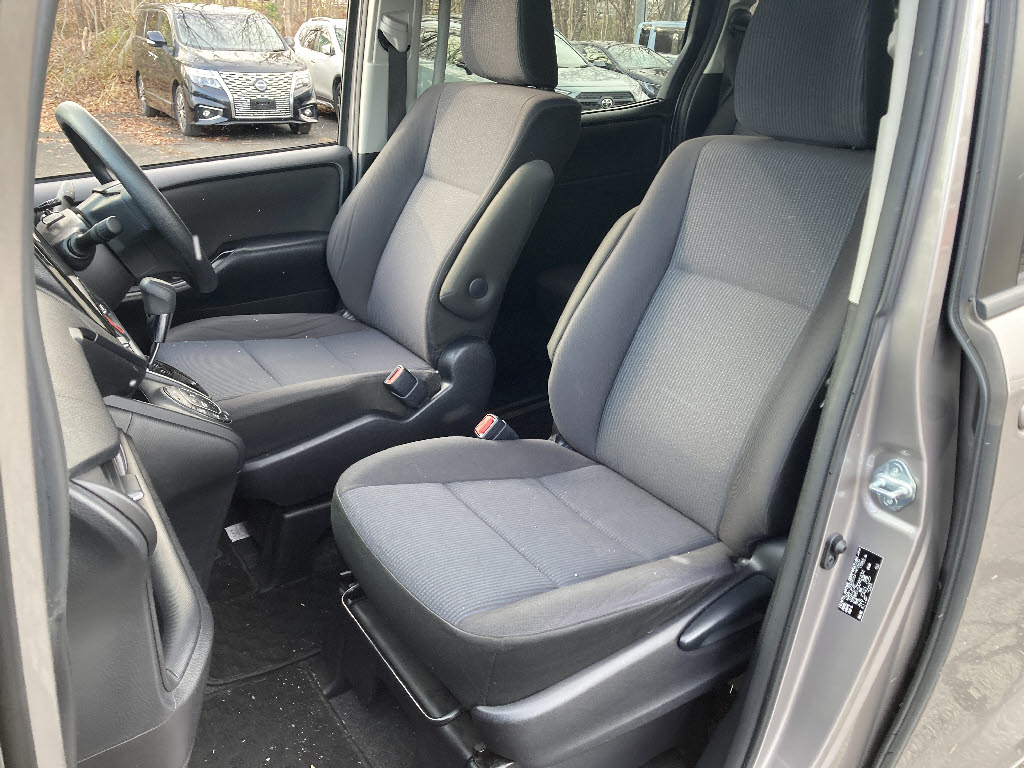 トヨタ ノア13枚目