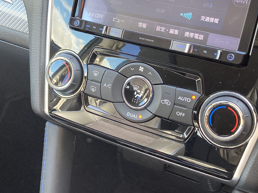 スバル レヴォーグ6枚目