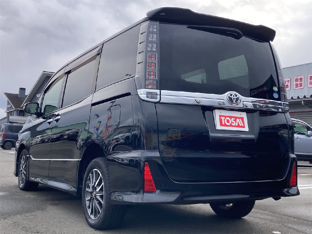 トヨタ ヴォクシー14枚目