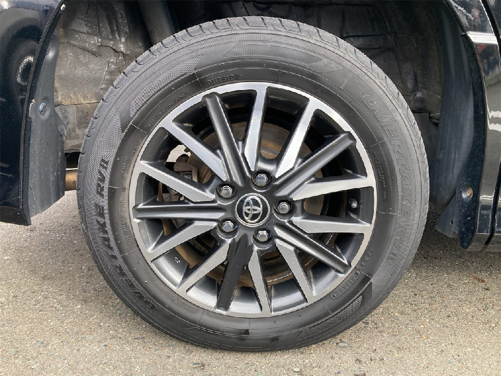 トヨタ ヴォクシー16枚目