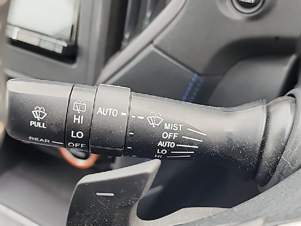 スバル XV13枚目