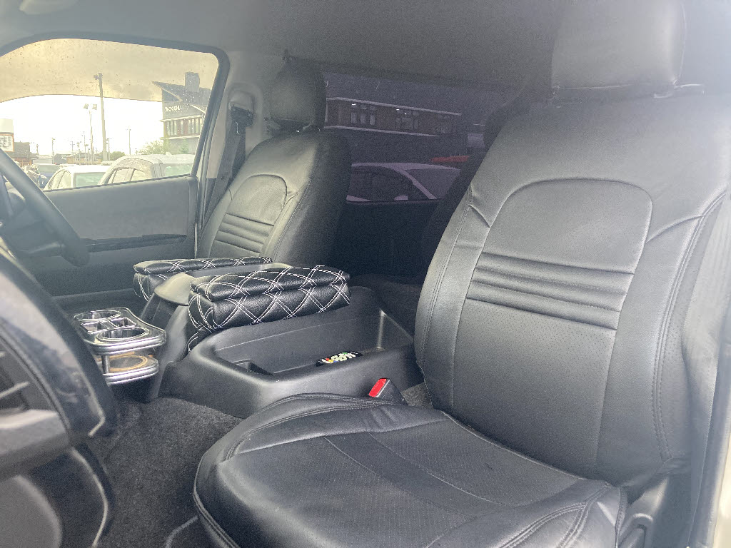 トヨタ ハイエース17枚目