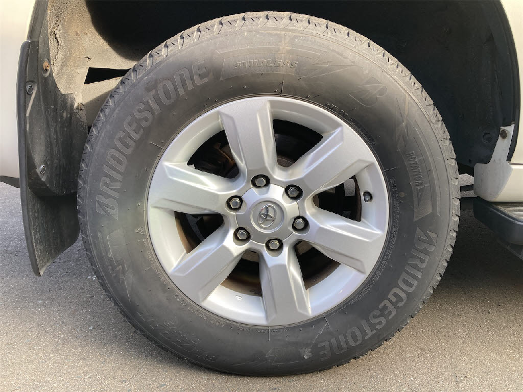 トヨタ ランドクルーザー プラド14枚目