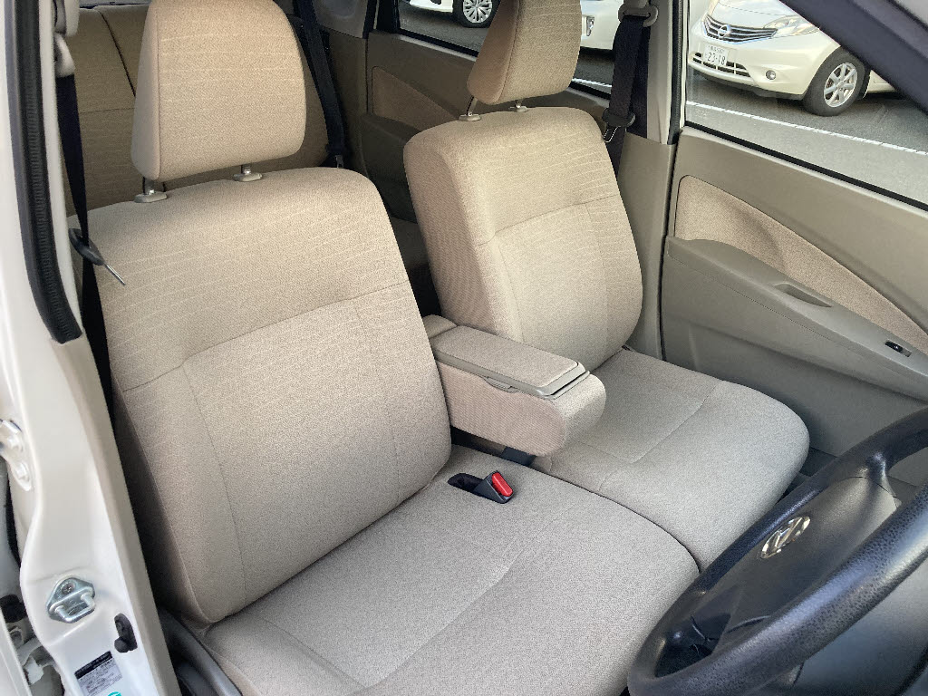 ダイハツ ムーヴ13枚目