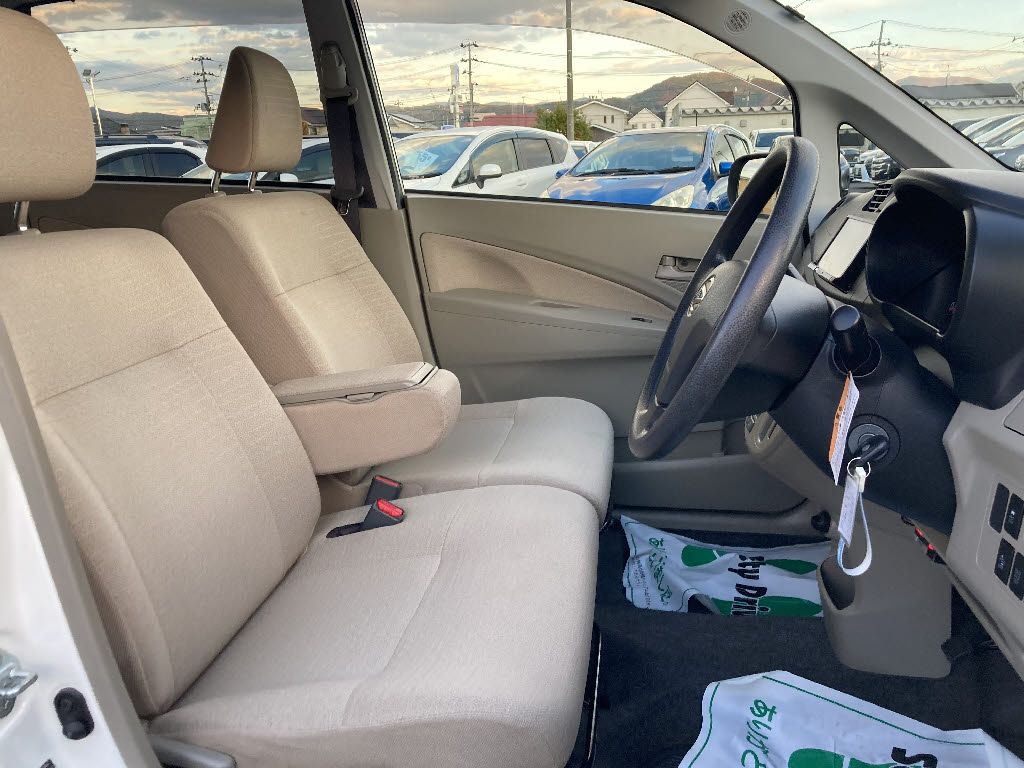 ダイハツ ムーヴ14枚目