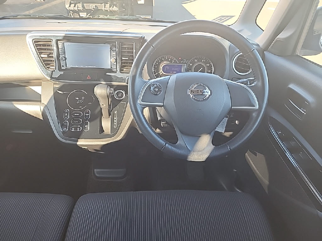 ニッサン デイズルークス3枚目