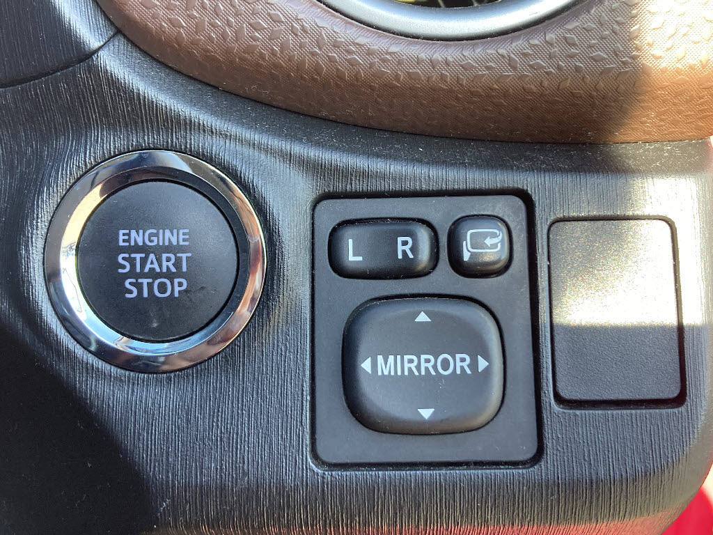 トヨタ ヴィッツ14枚目