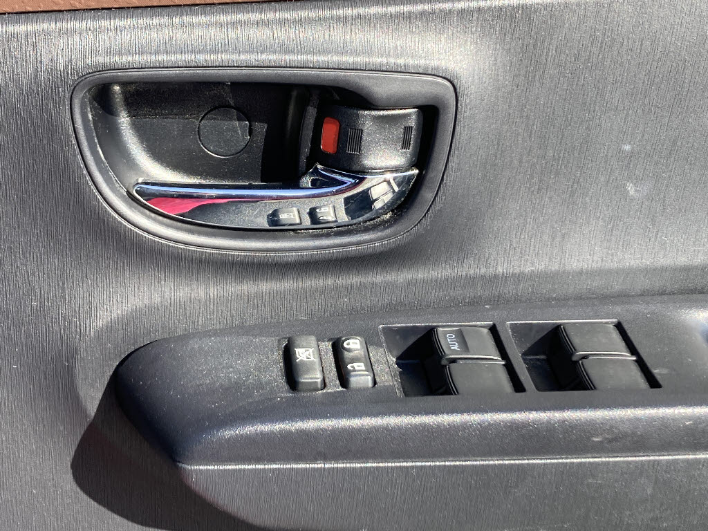 トヨタ ヴィッツ18枚目