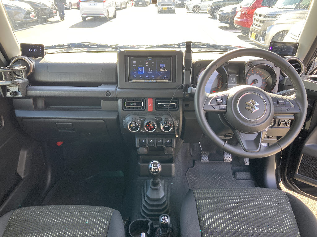 スズキ ジムニーシエラ2枚目