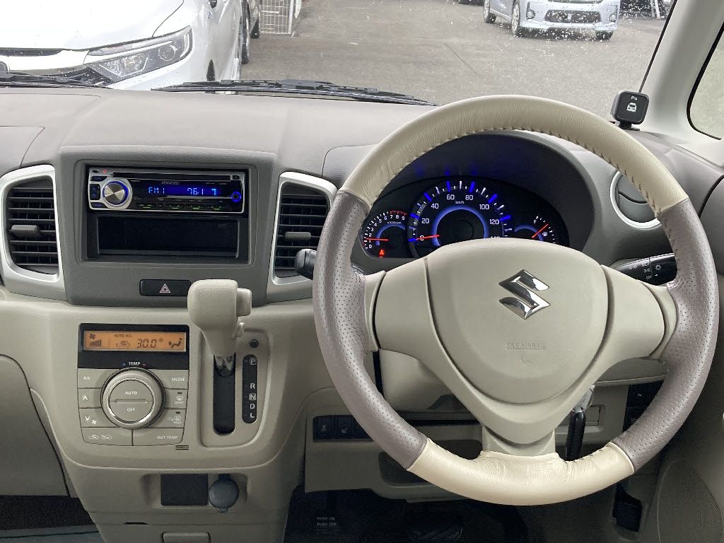 スズキ スペーシア3枚目