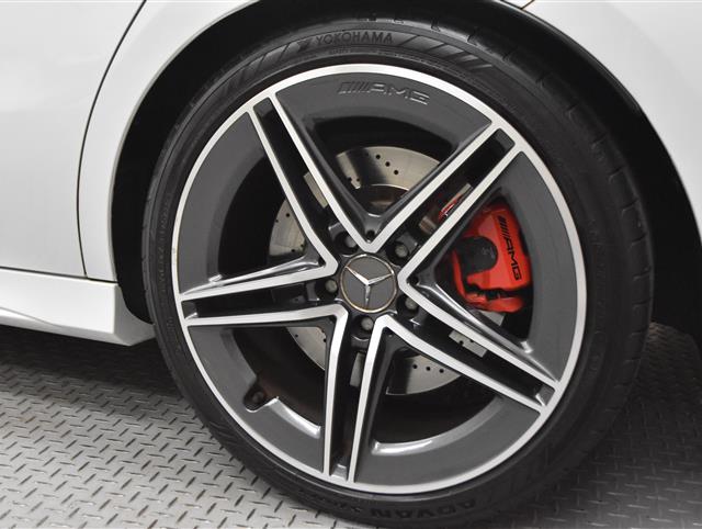 メルセデスベンツ CLA11枚目