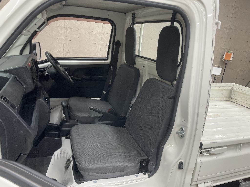 ダイハツ ハイゼットT5枚目