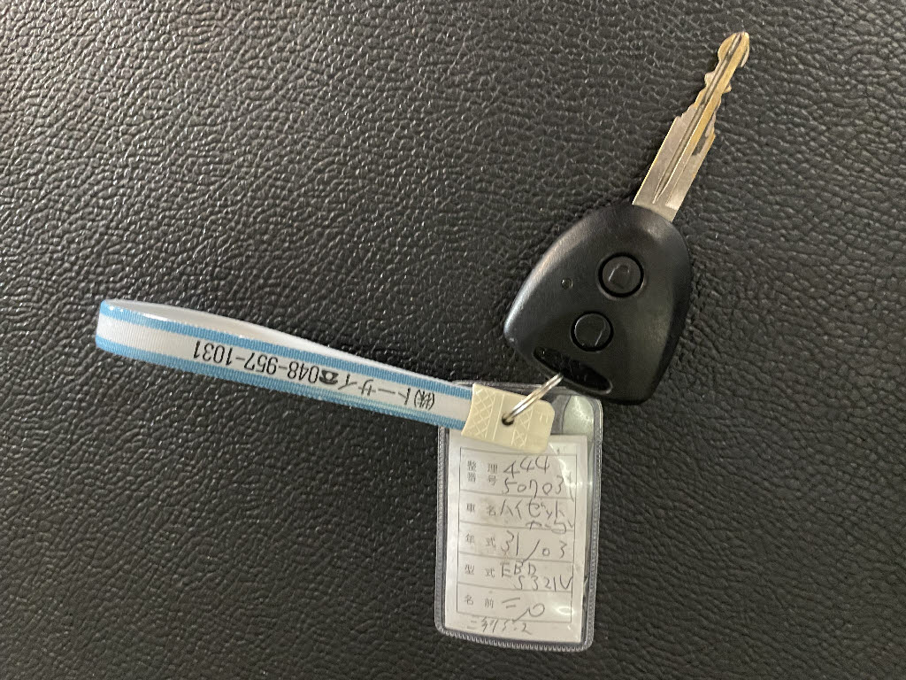 ダイハツ ハイゼットカーゴＶ18枚目