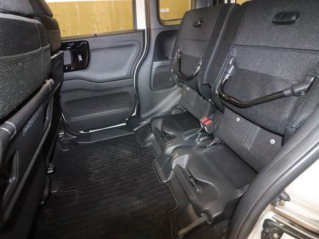 ホンダ Ｎ　ＢＯＸカスタム10枚目