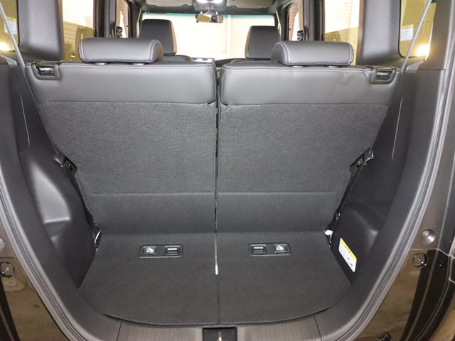 ホンダ Ｎ　ＢＯＸカスタム11枚目