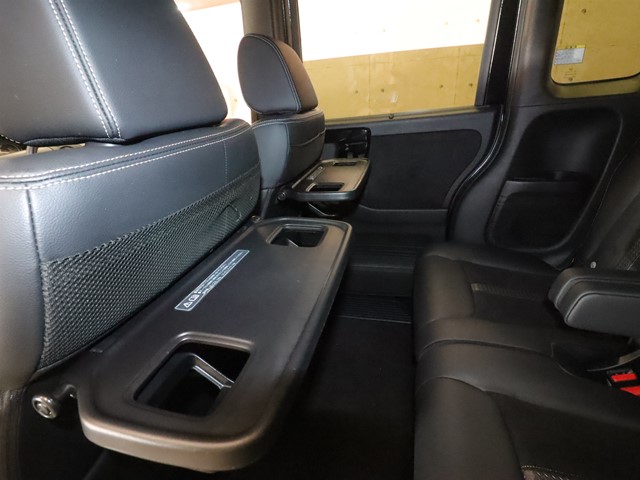ホンダ Ｎ　ＢＯＸカスタム8枚目