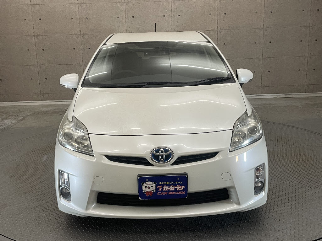 トヨタ プリウス9枚目