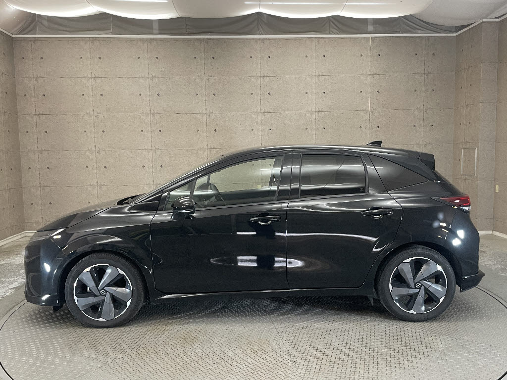 ニッサン ノート11枚目