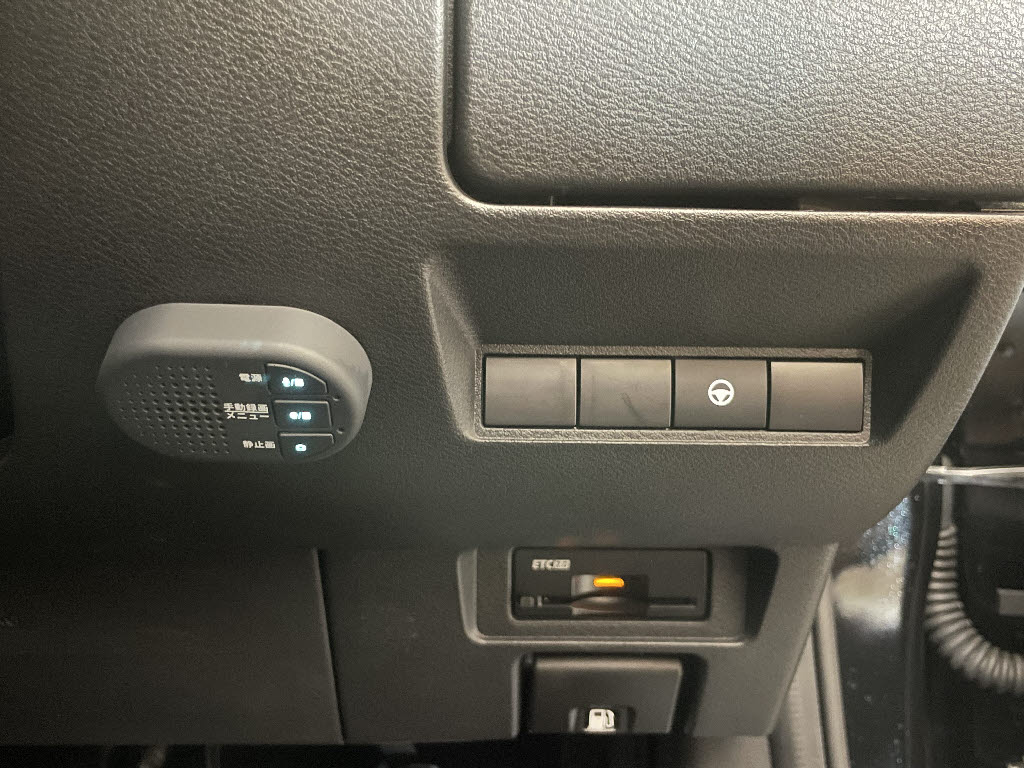 ニッサン ノート18枚目