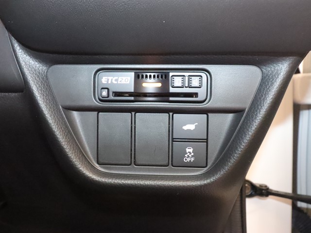 ホンダ ＺＲ－Ｖ19枚目