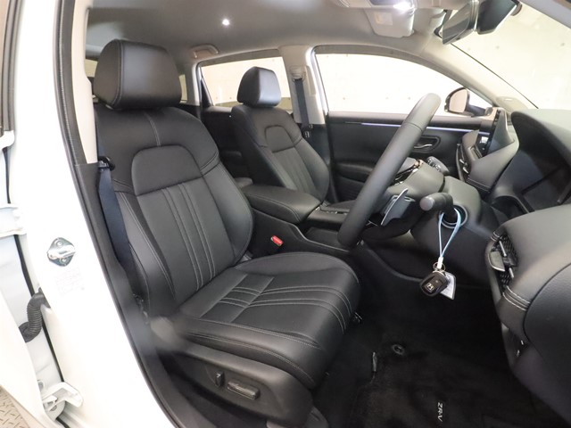 ホンダ ＺＲ－Ｖ3枚目