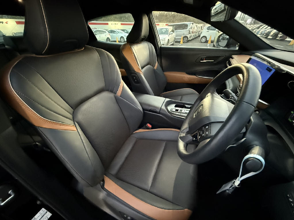 トヨタ クラウン クロスオーバー8枚目