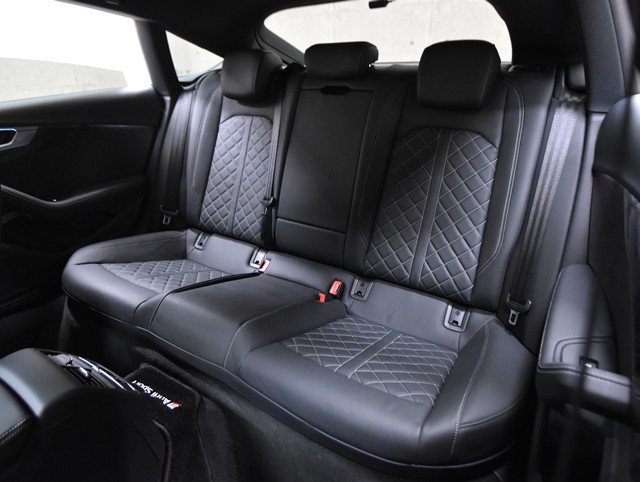 アウディ S5 スポーツバック5枚目