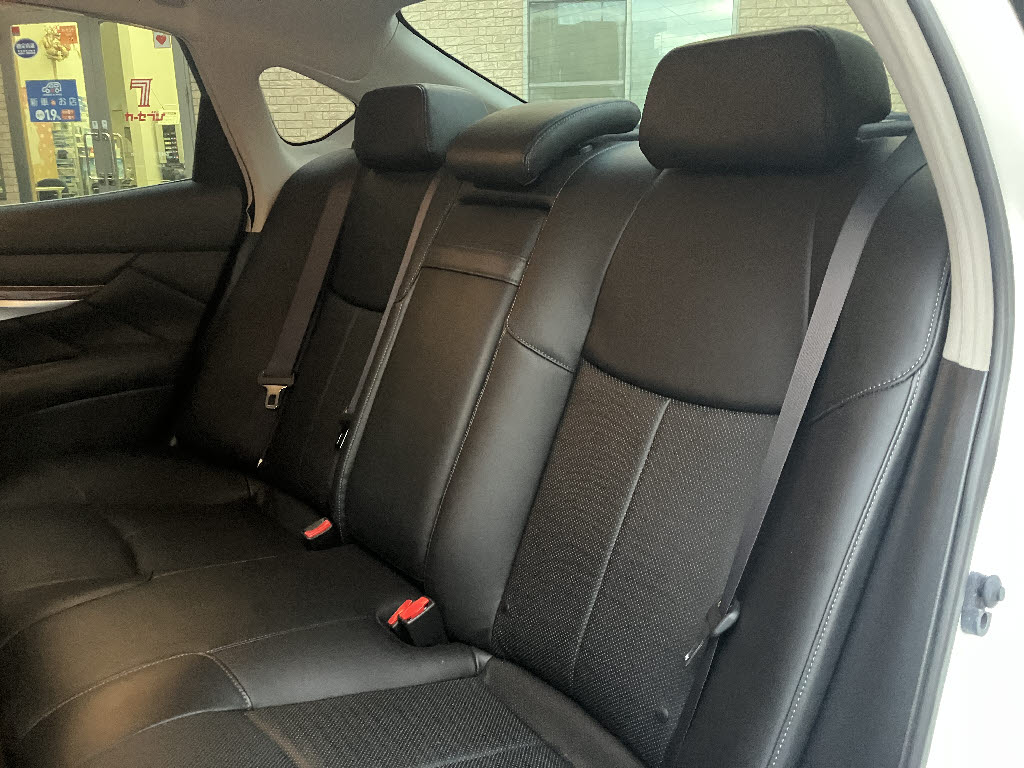 ニッサン フーガ13枚目