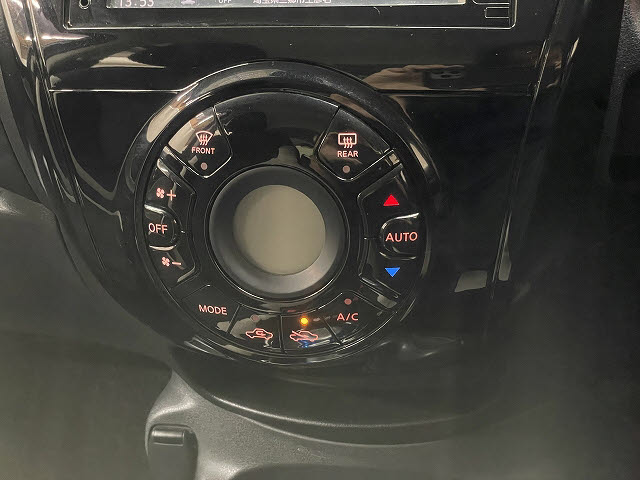 ニッサン ノート17枚目