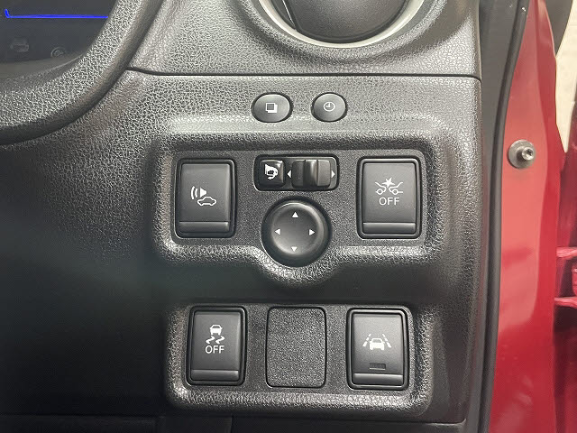 ニッサン ノート19枚目