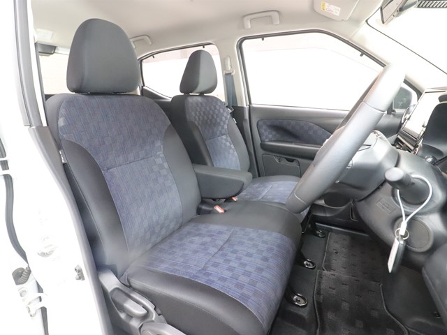 ニッサン デイズ3枚目