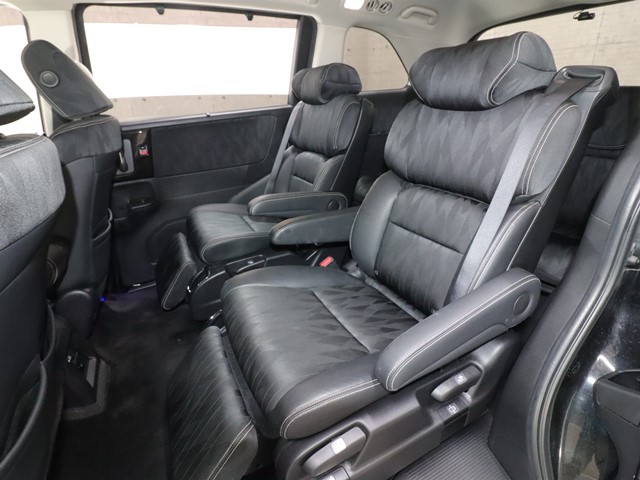 ホンダ オデッセイＨＶ9枚目