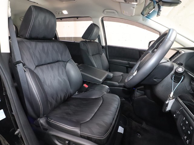 ホンダ オデッセイＨＶ3枚目