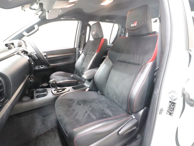 トヨタ ハイラックス6枚目