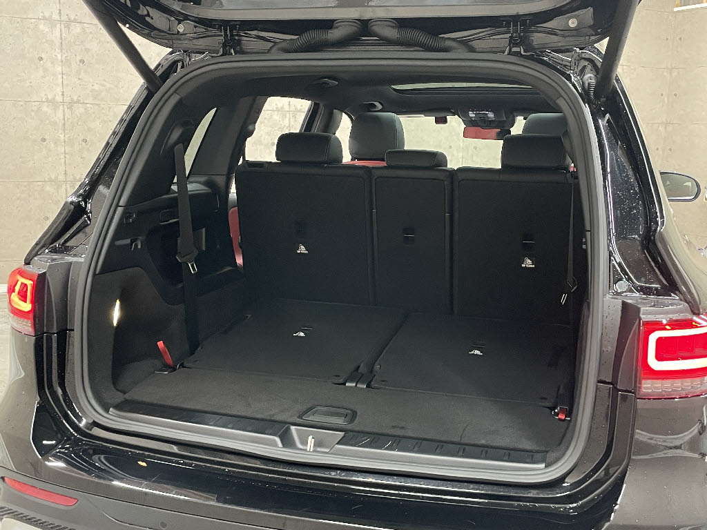 メルセデスベンツ GLBクラス13枚目