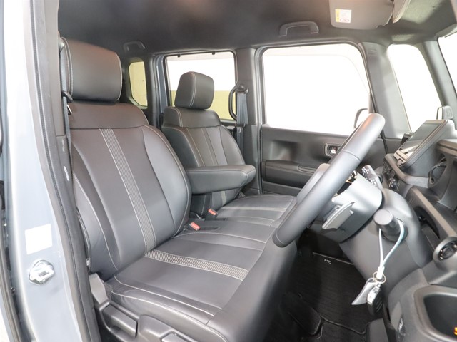 ホンダ Ｎ　ＢＯＸカスタム3枚目