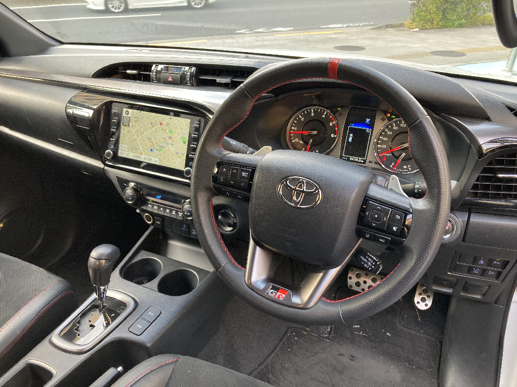 トヨタ ハイラックス9枚目