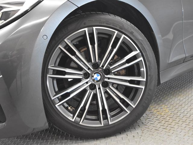 ＢＭＷ ３シリーズ16枚目