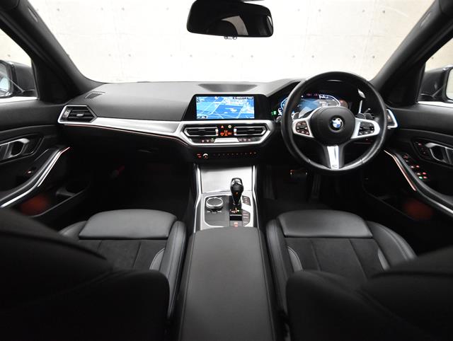 ＢＭＷ ３シリーズ2枚目