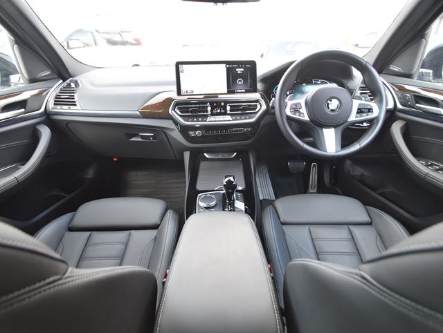 ＢＭＷ Ｘ３2枚目